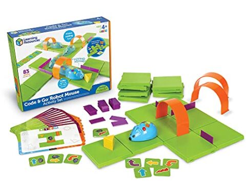 Learning Resources Code & Go Robot Mouse Activity Set, juguete de codificación STEM temprana sin pantalla, mascota interactiva, 83 piezas, regalos para niños y niñas, 4+