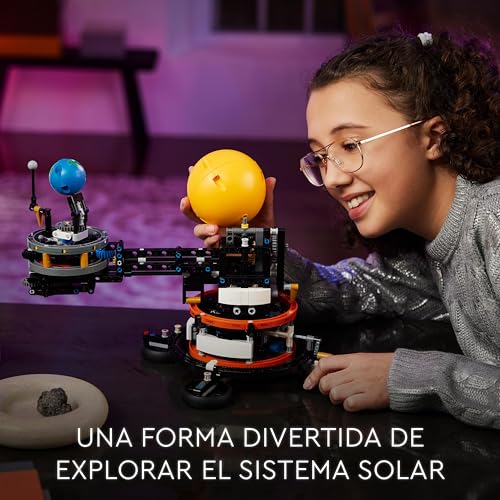 Lego Technic Planeta Tierra y Luna en Órbita Juguete de Astronomía y Sistema Solar, del Espacio para Niños y Niñas de 10 Años o Más, Juego Educativo de Planetas 42179 - Imagen 4